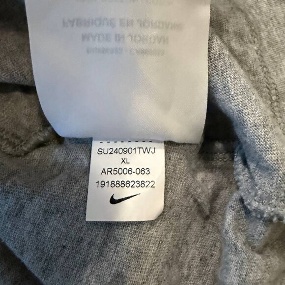 Nike “Just Do It” Logo Gray T-Shirt Men’s Size XL Cotton Blend - Picture 5 of 8
